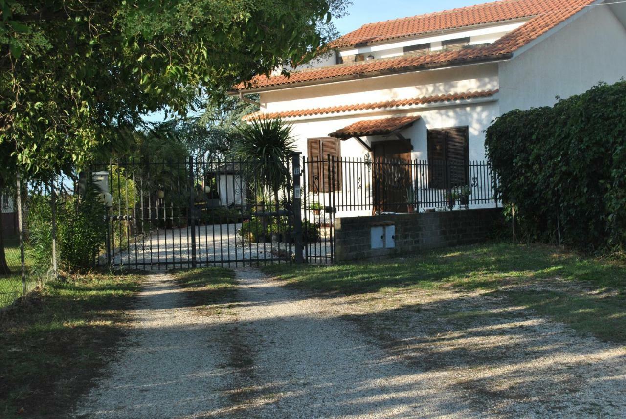 Villino Alle Terme Viterbo Luaran gambar